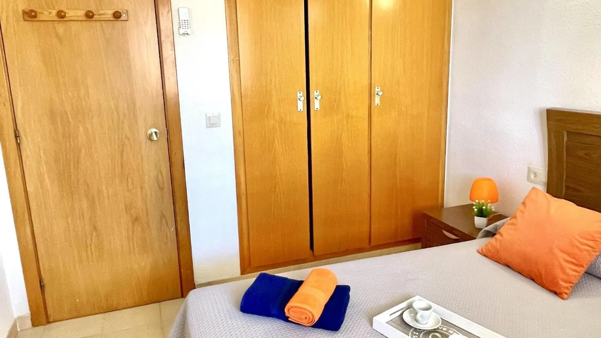 Apartbeach Turquesa 503 Y Vistas Piscina ラ・ピネーダ アパート