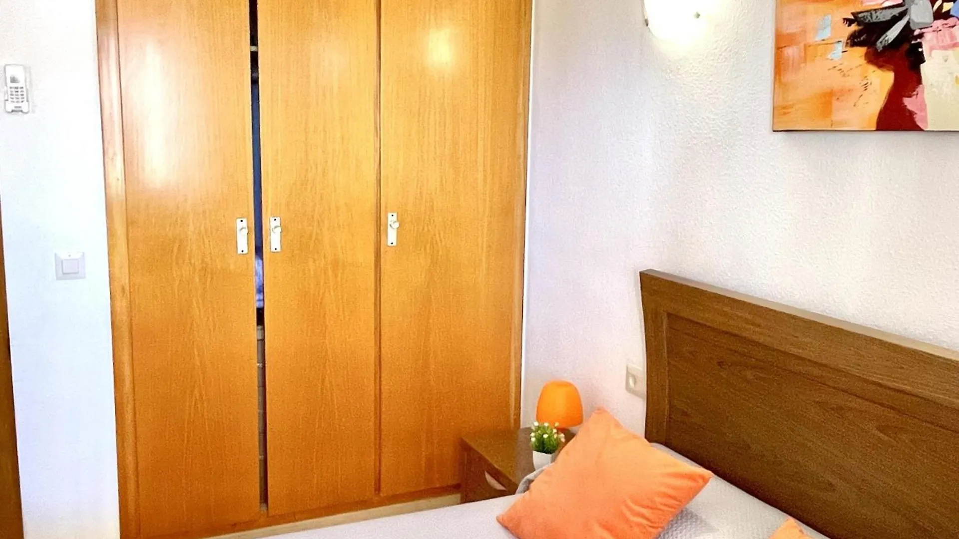 Apartbeach Turquesa 503 Y Vistas Piscina ラ・ピネーダ 0*,  スペイン